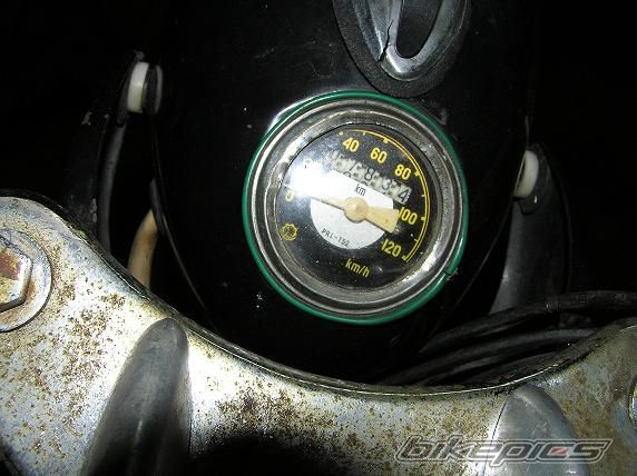 Photo 1869403