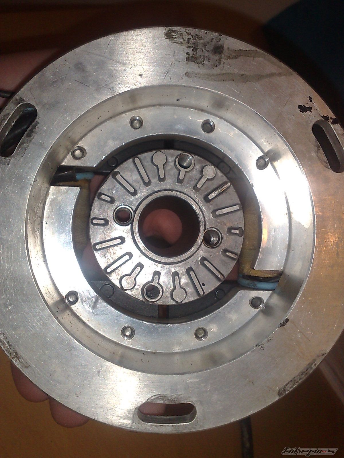 Photo 1869616