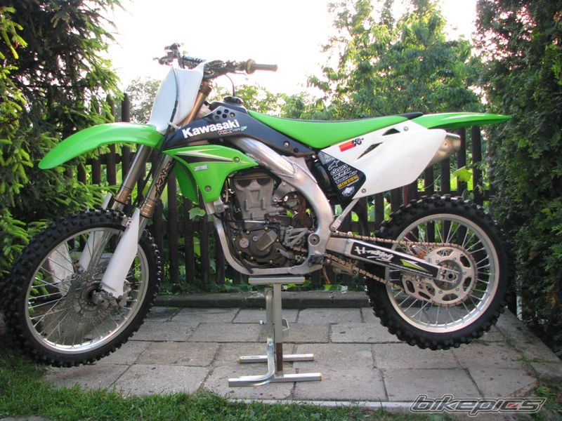 Photo 1869623
