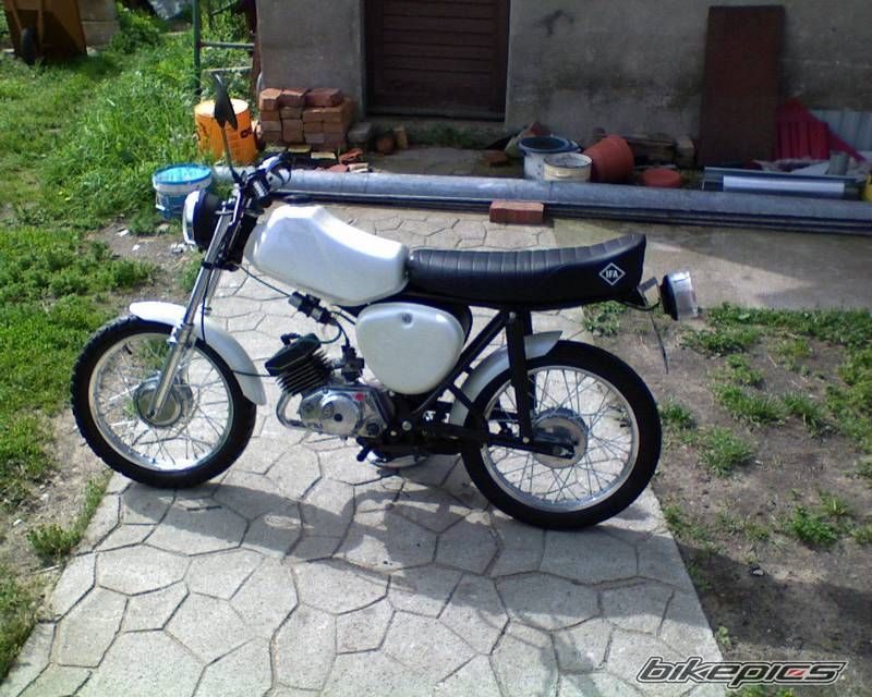 Photo 1869704