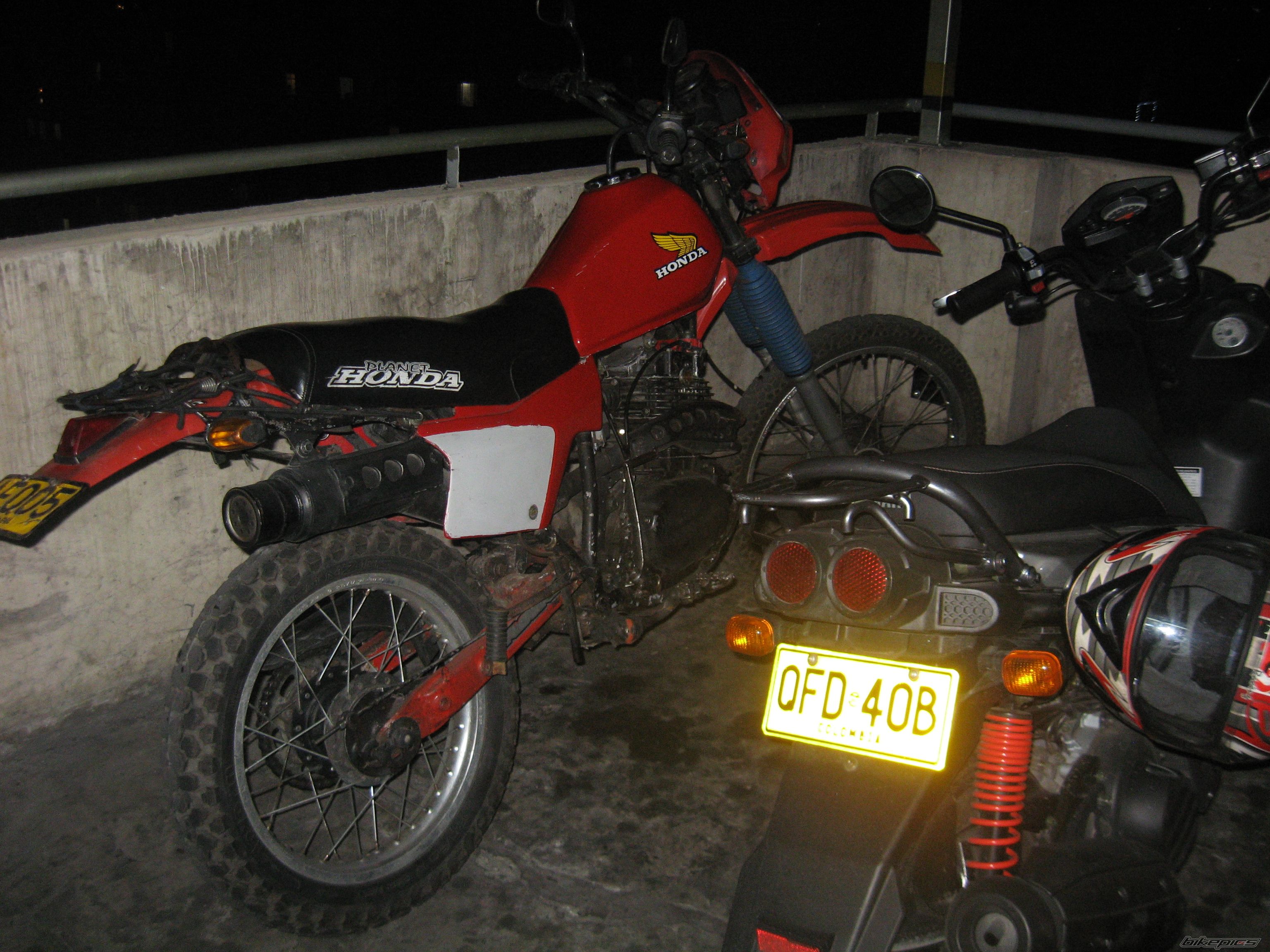 Photo 1869718