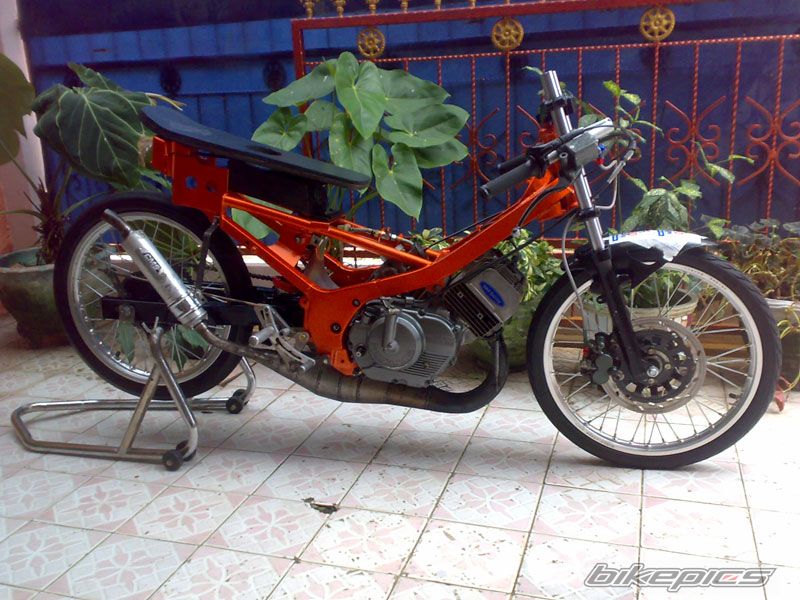 Photo 1869921
