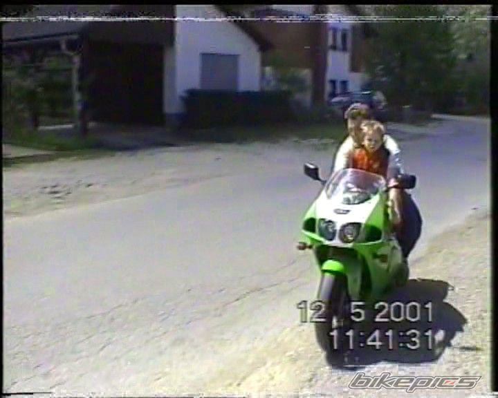 Photo 1870064