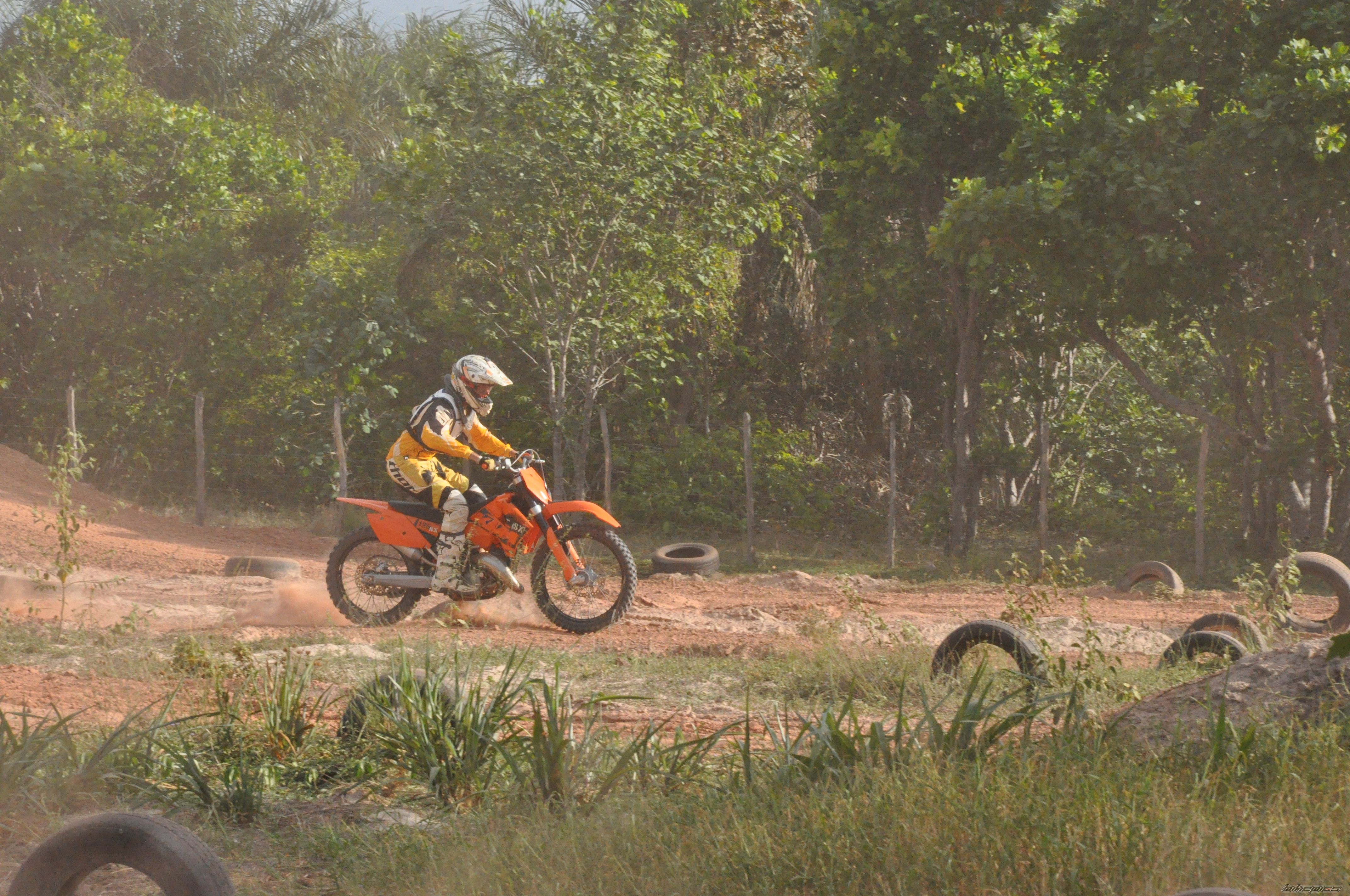 Bike Photo 1870597