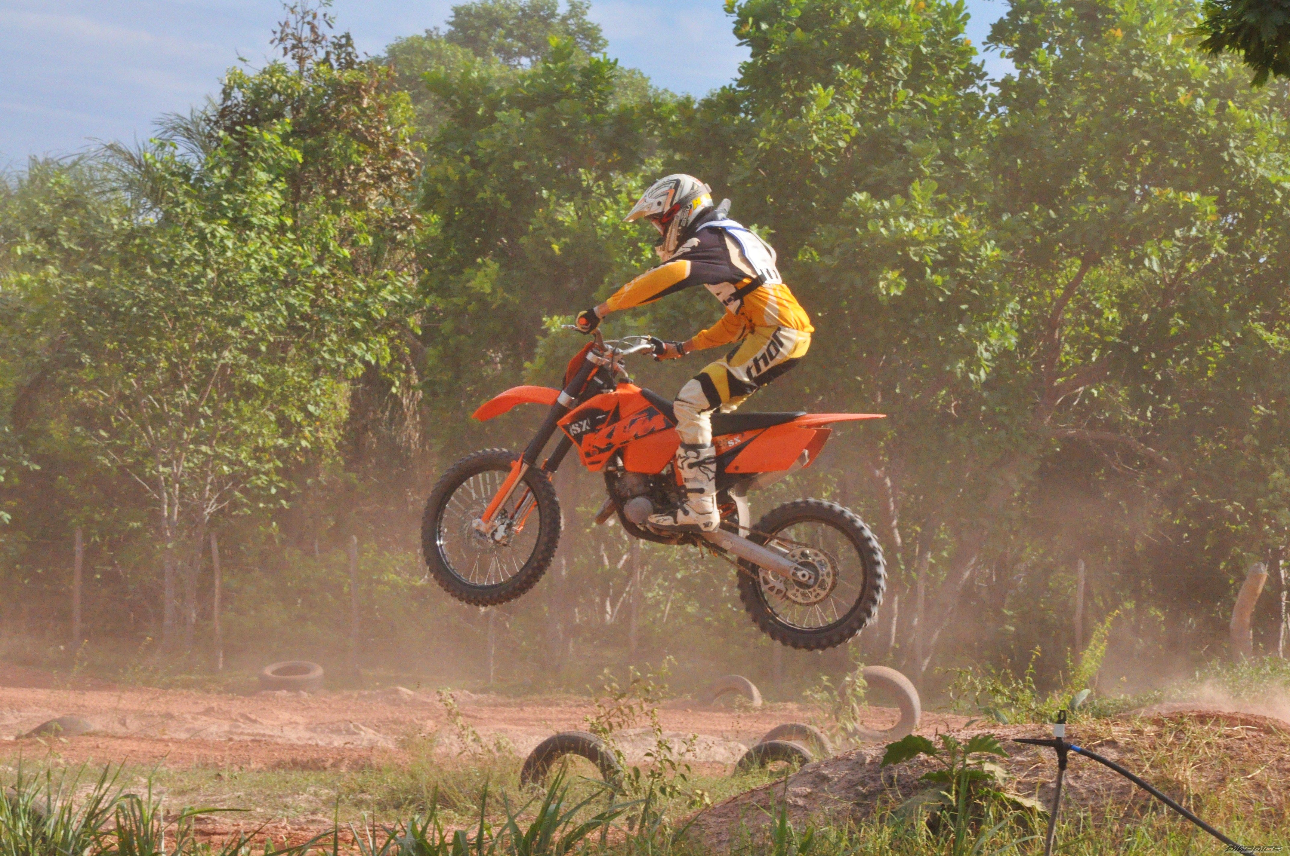 Bike Photo 1870598