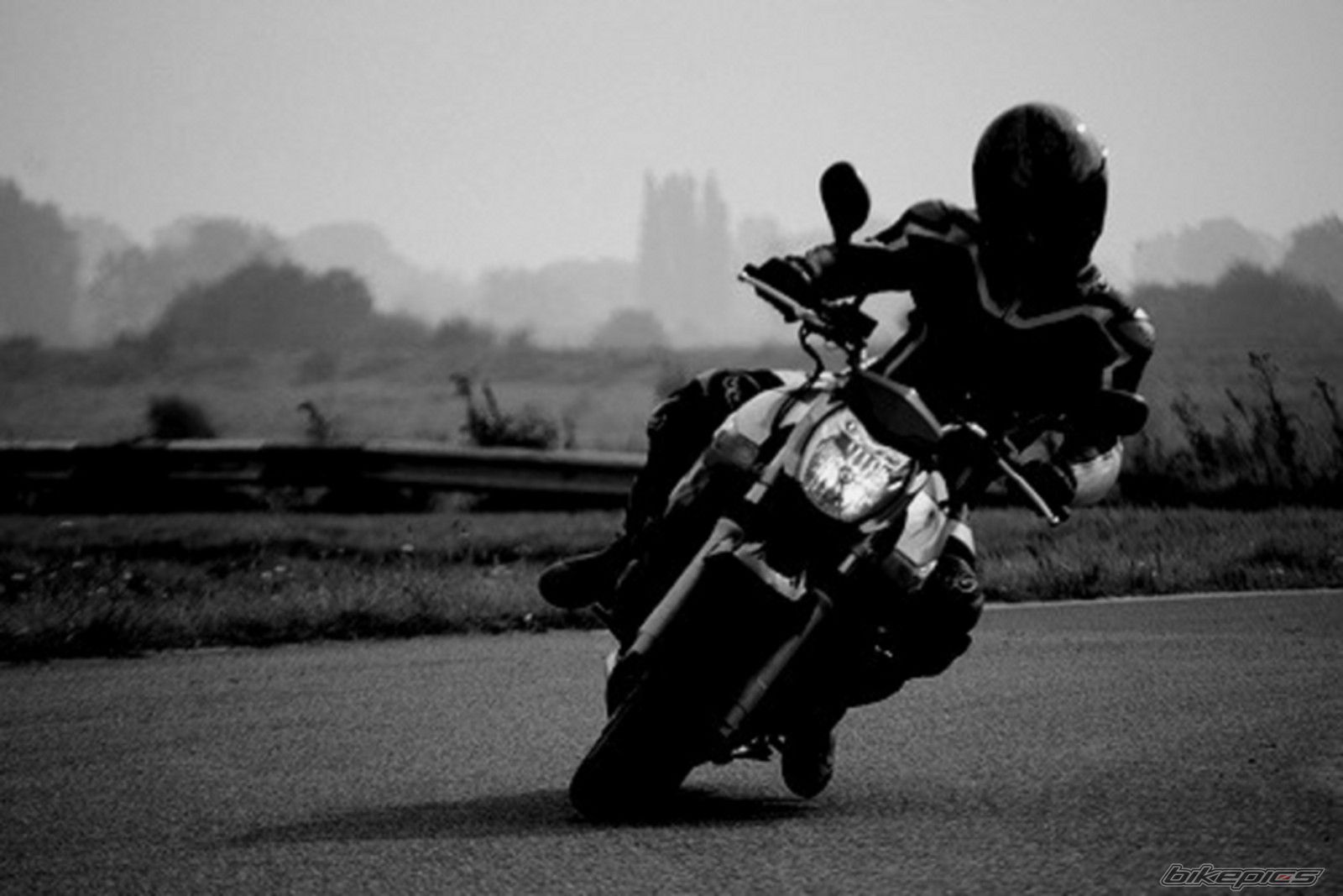 Bike Photo 1870836