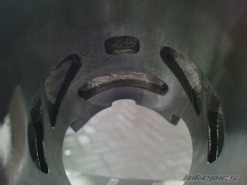 Photo 1870884
