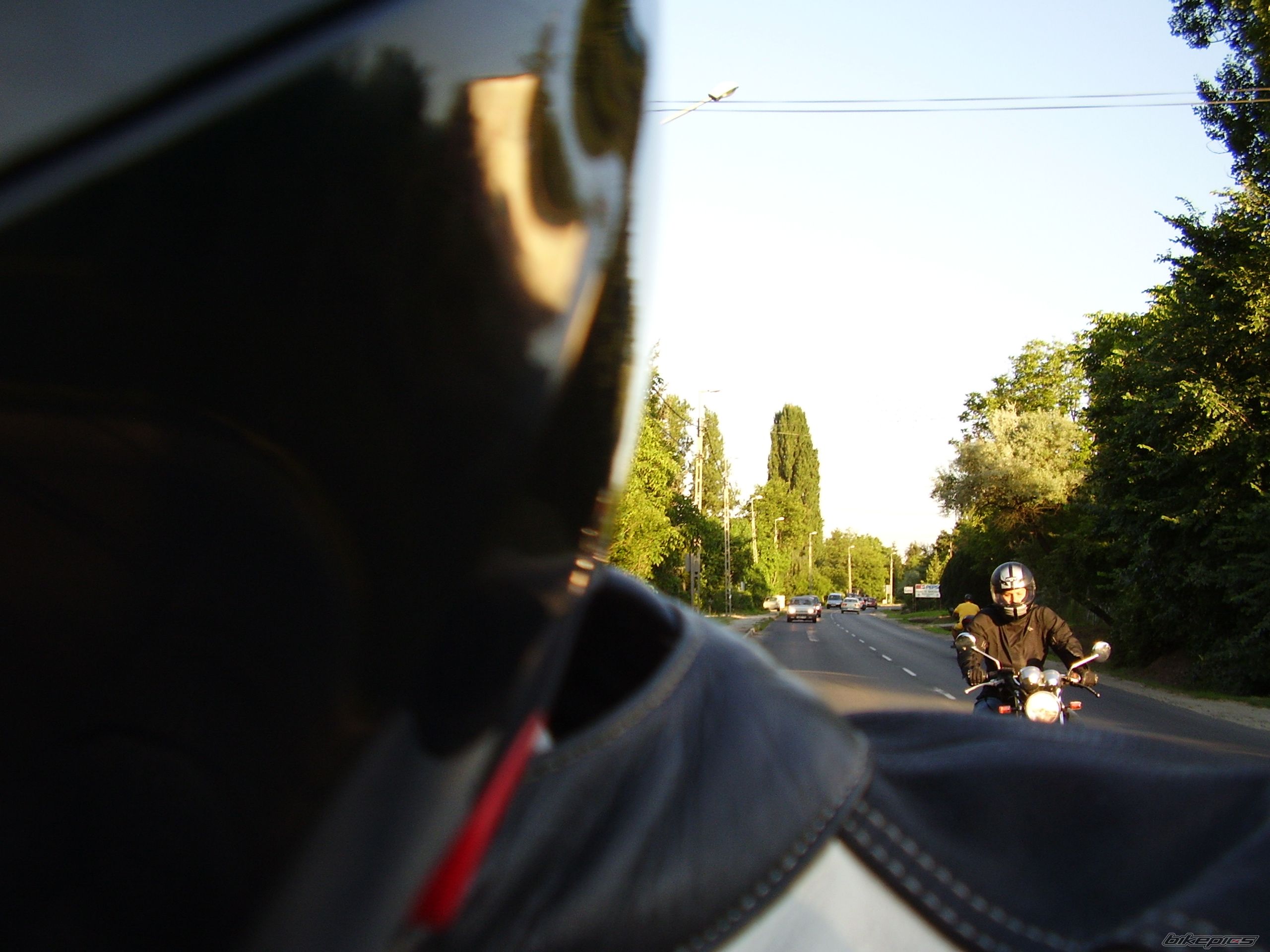 Photo 1870932