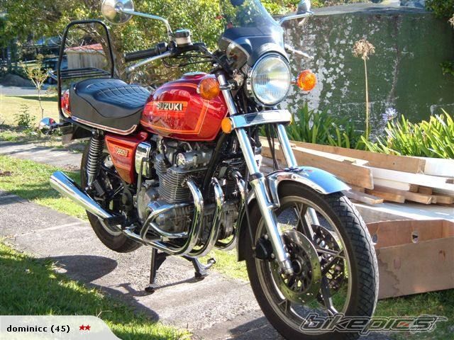 Photo 1871129
