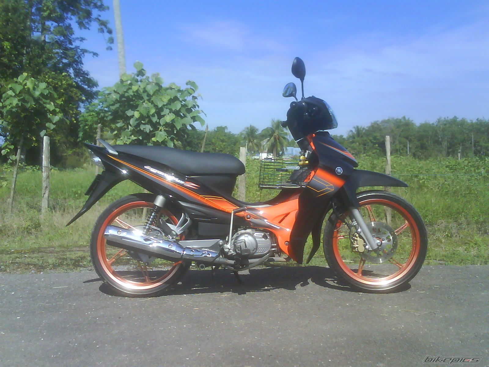 Photo 1871217