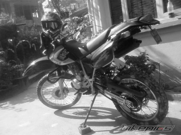 Photo 1871360