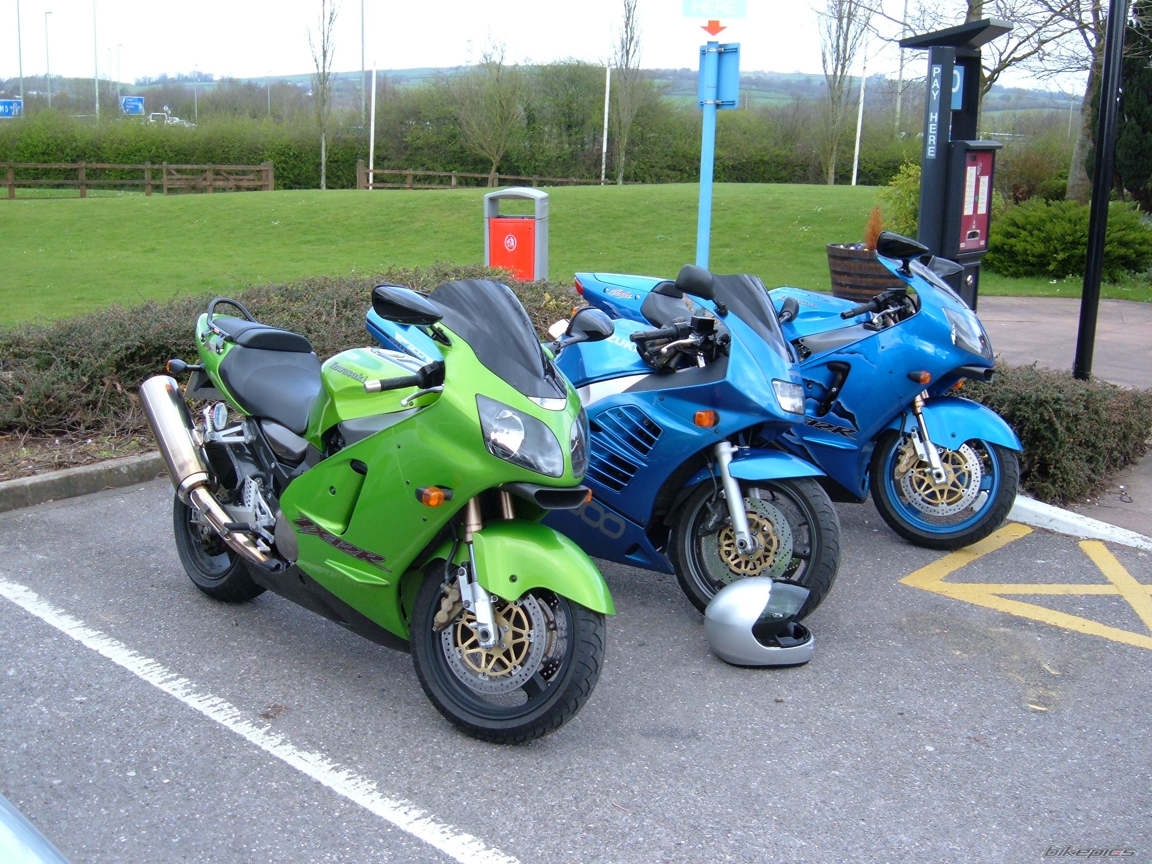 Photo 1871438