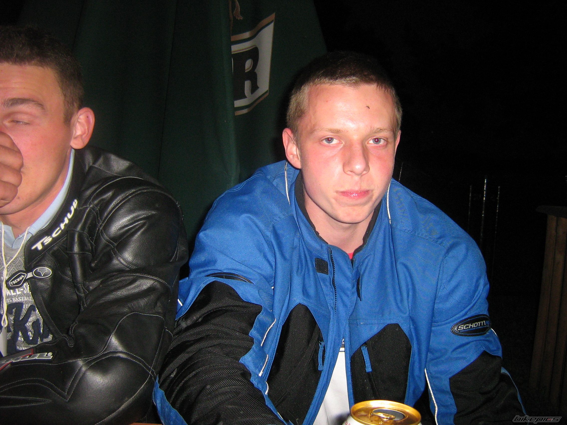 Photo 1871478