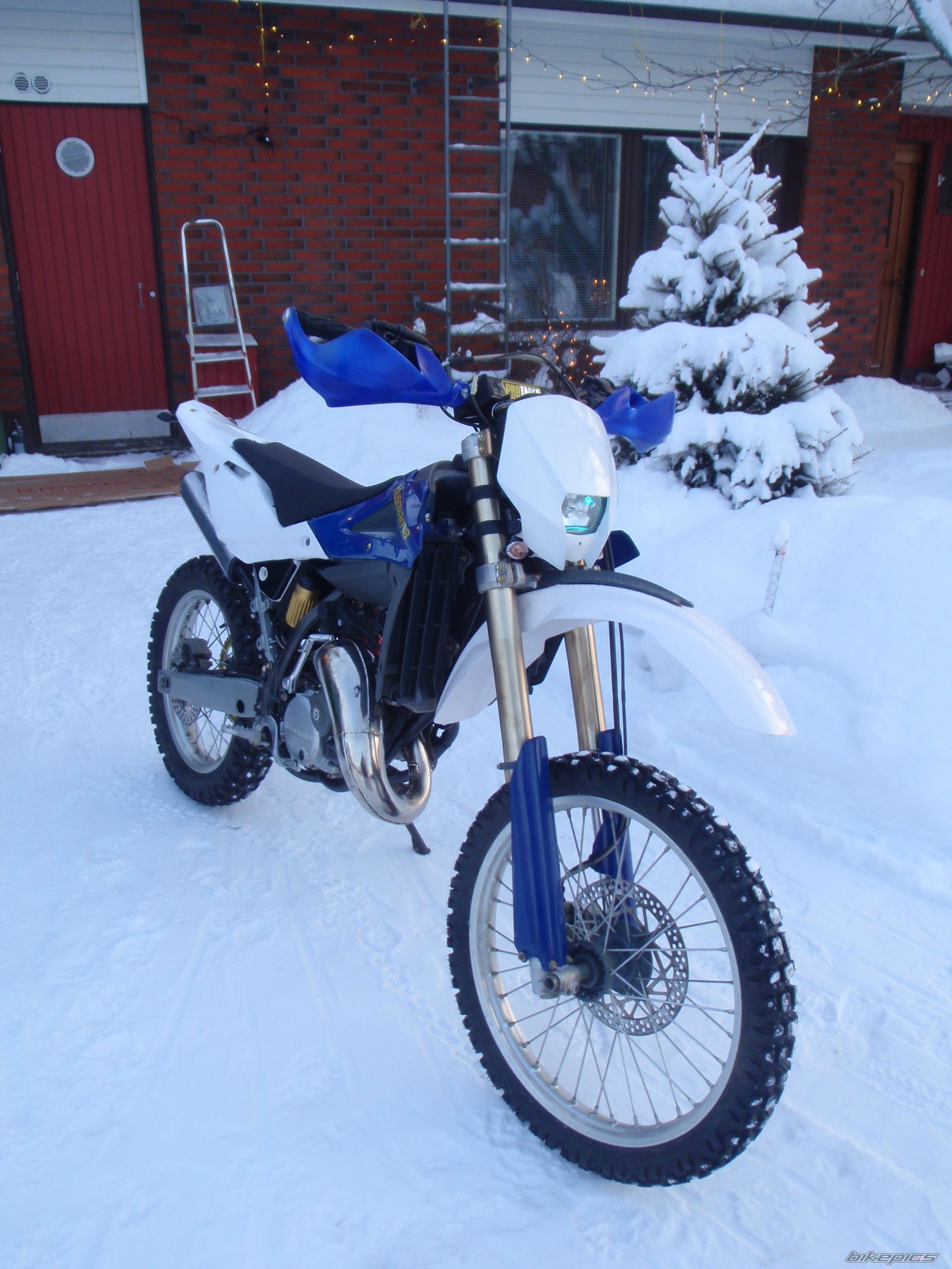 Photo 1871496