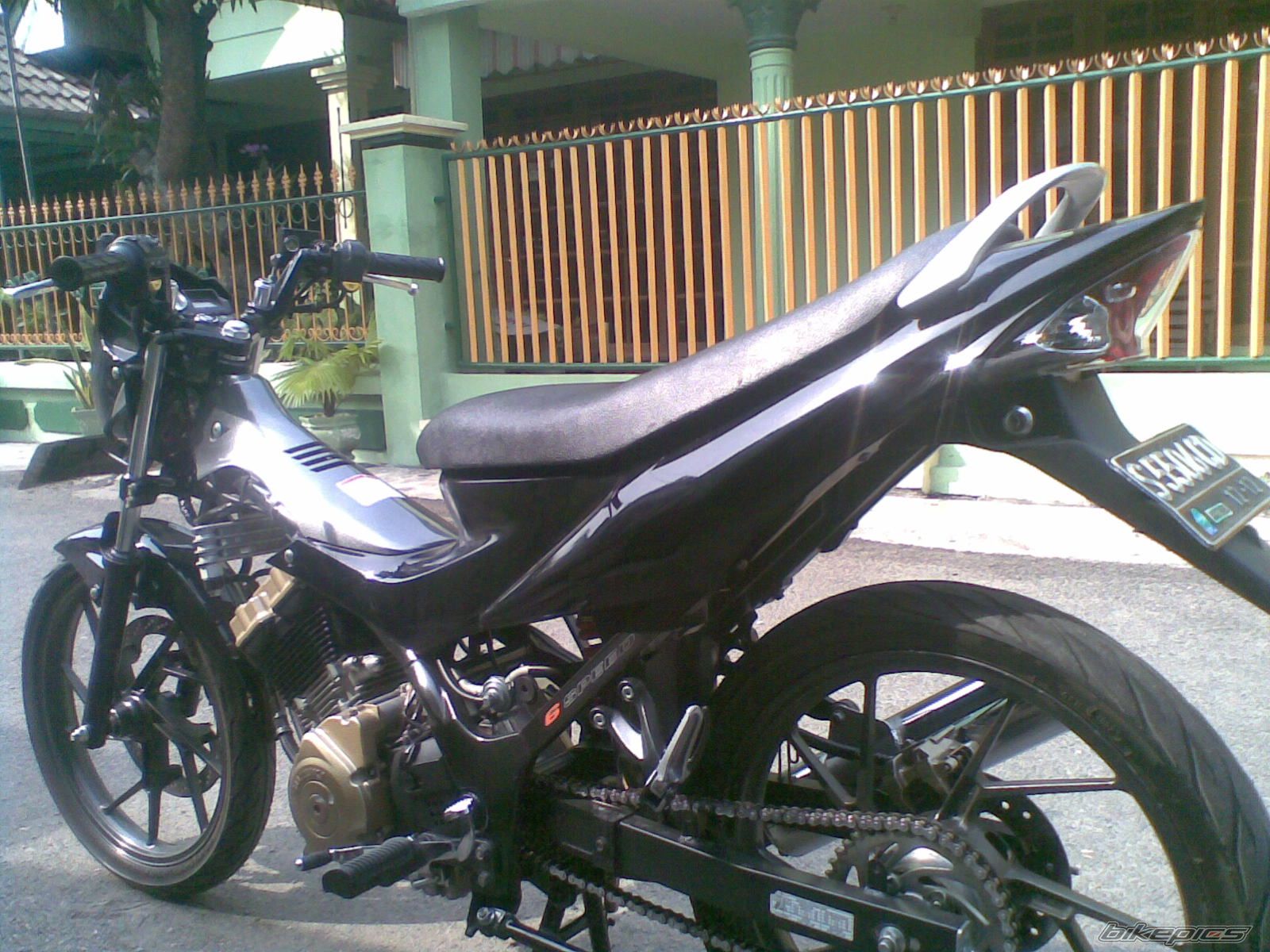 Photo 1871576