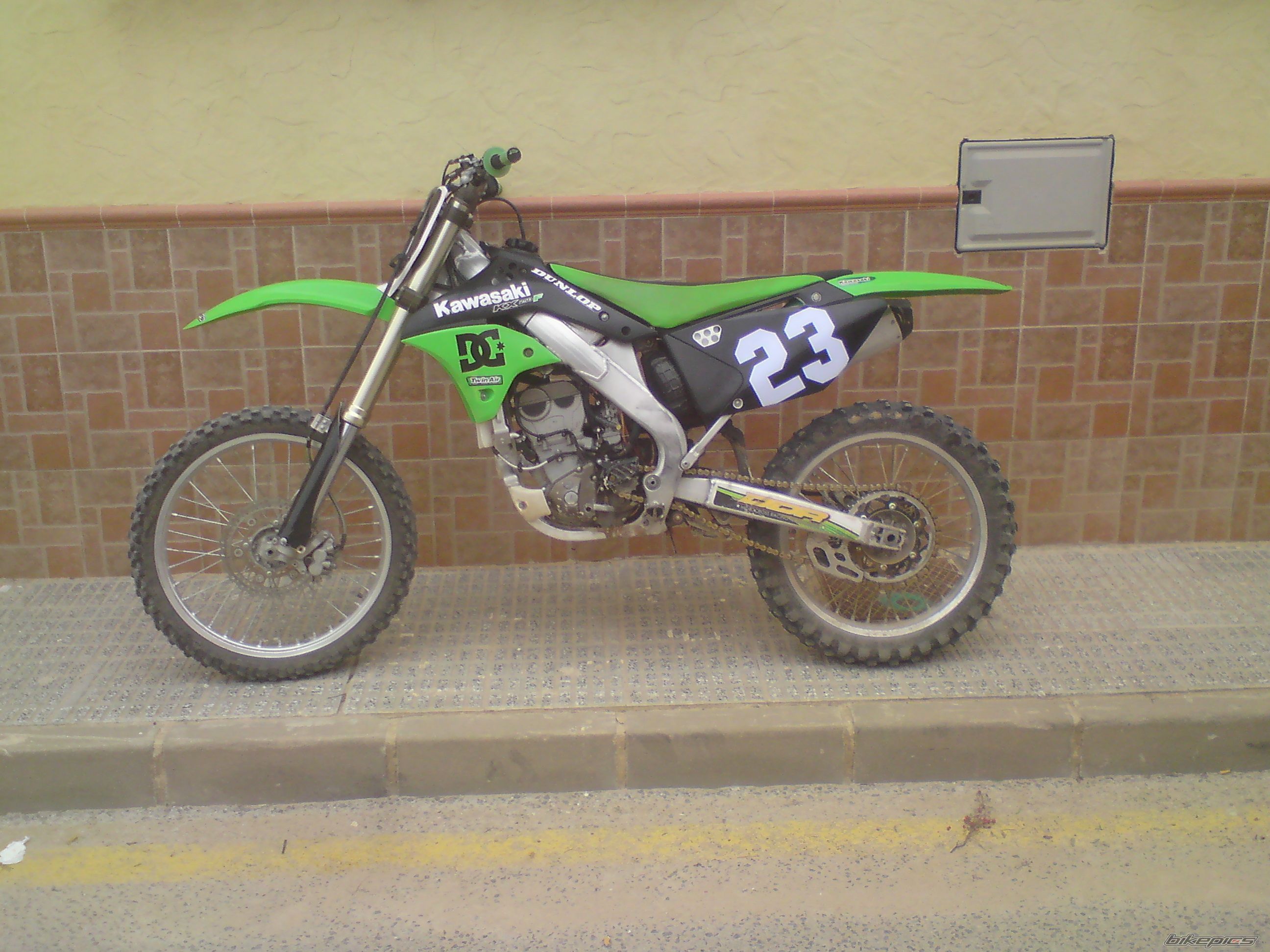 Photo 1872092
