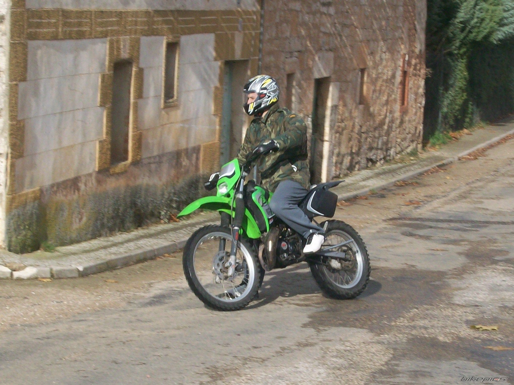 Photo 1872262