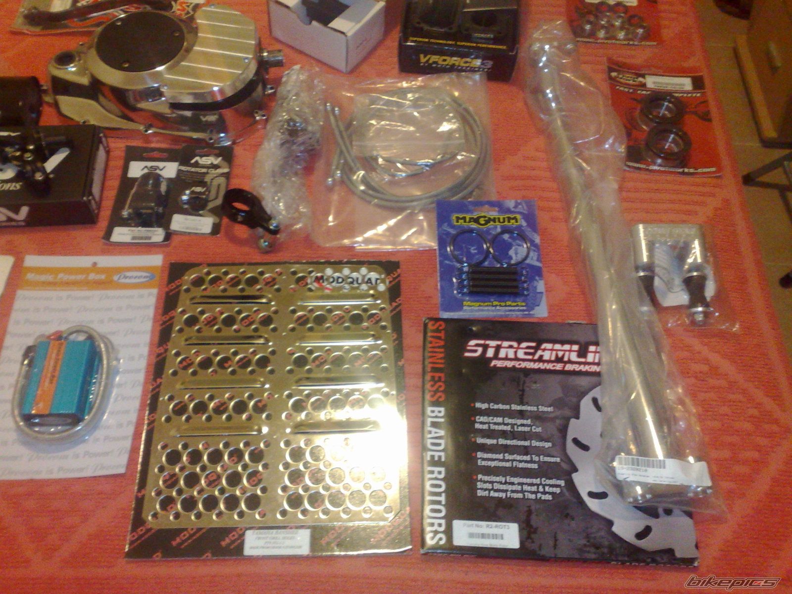 Photo 1872332
