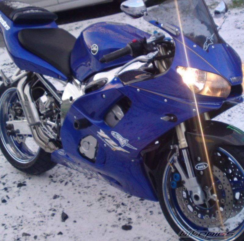 Photo 1872384