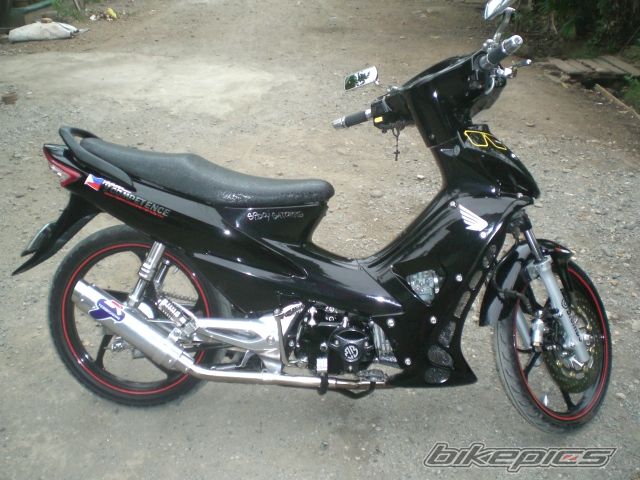 Photo 1872429