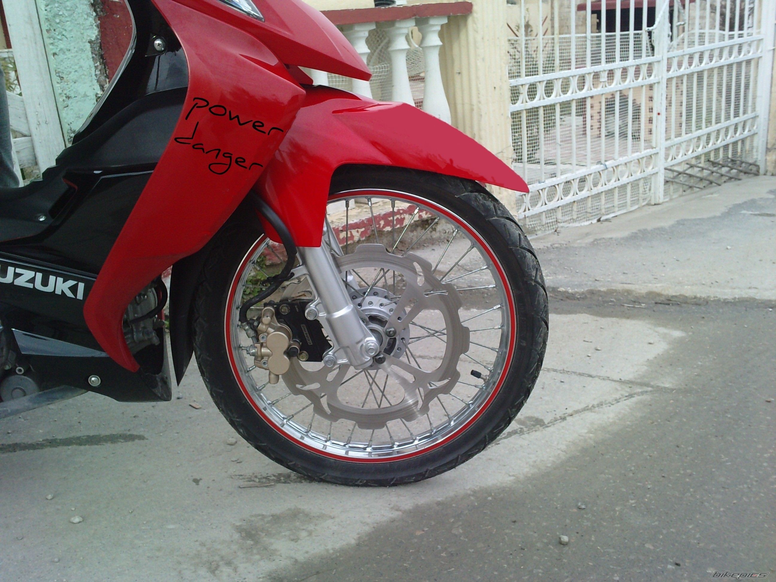 Photo 1872440