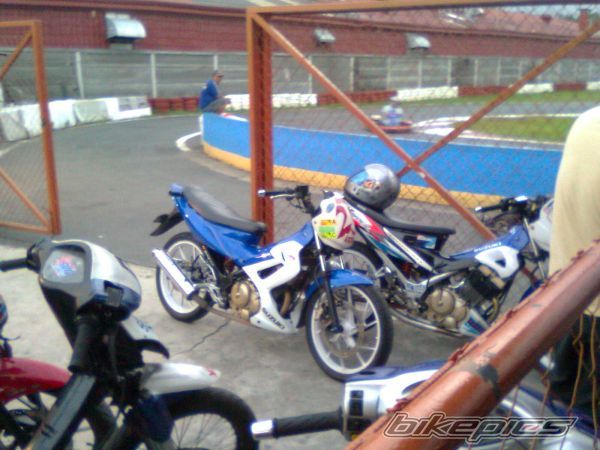 Photo 1872494