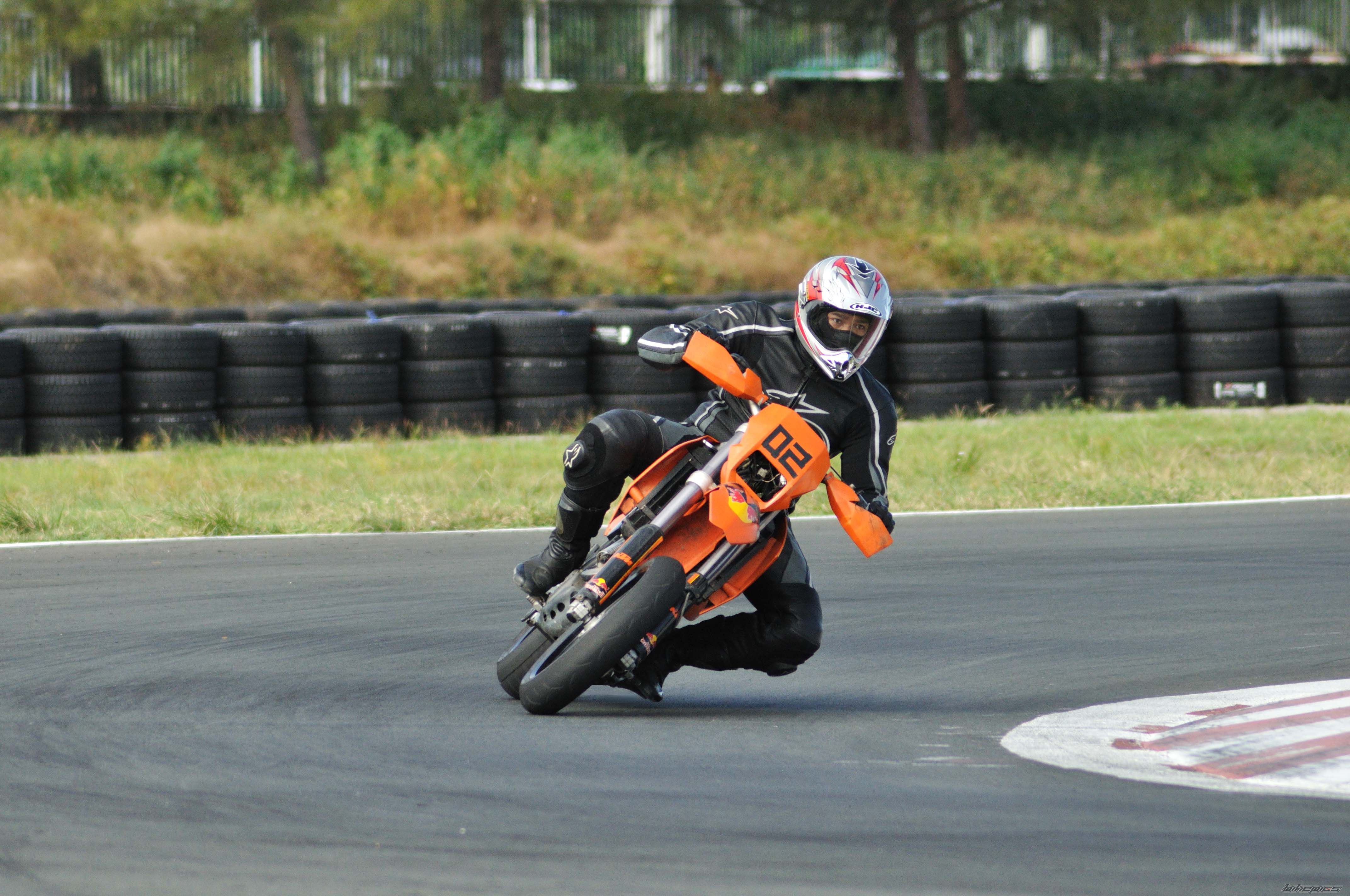 Bike Photo 1872536
