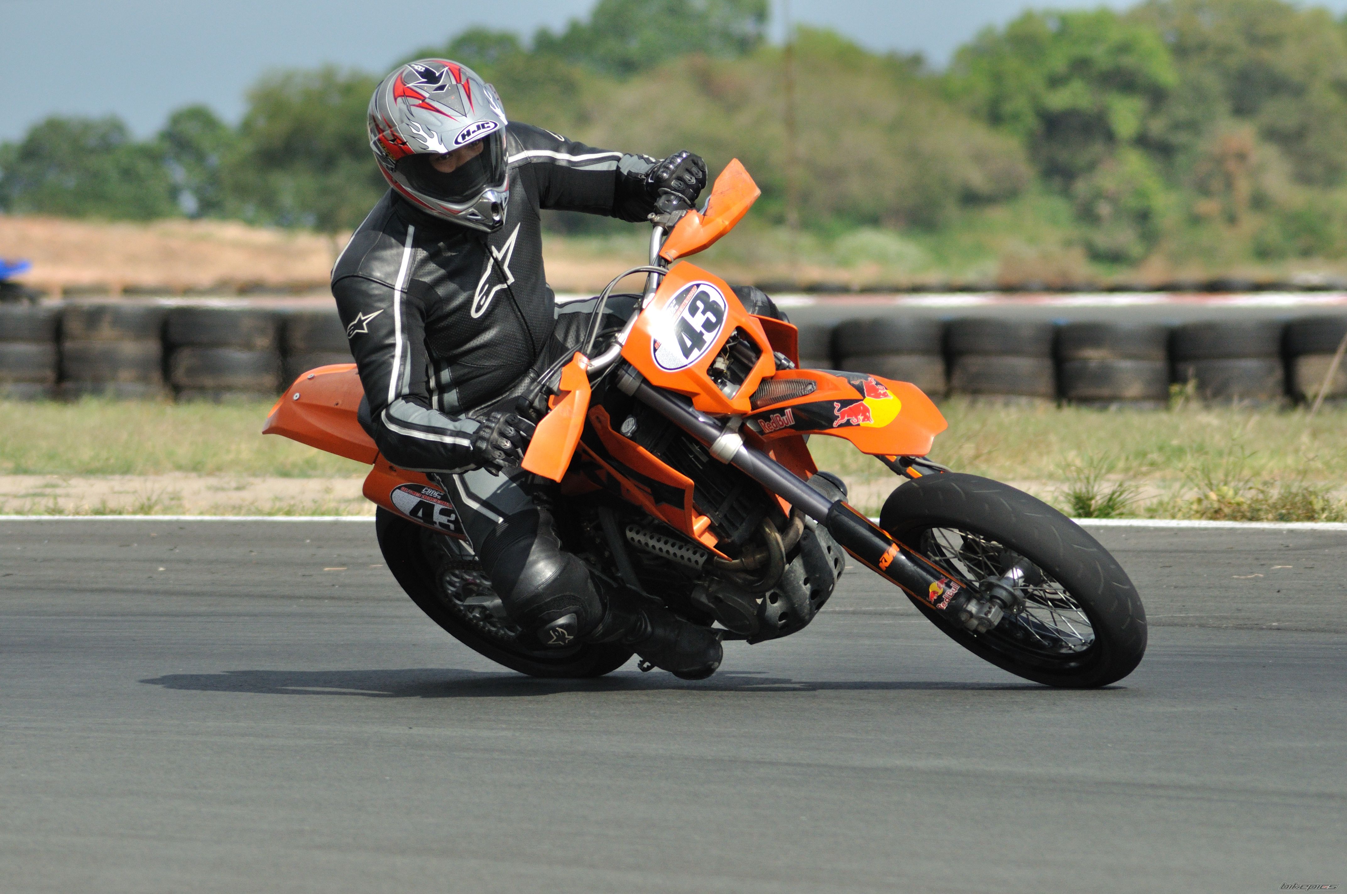 Bike Photo 1872537