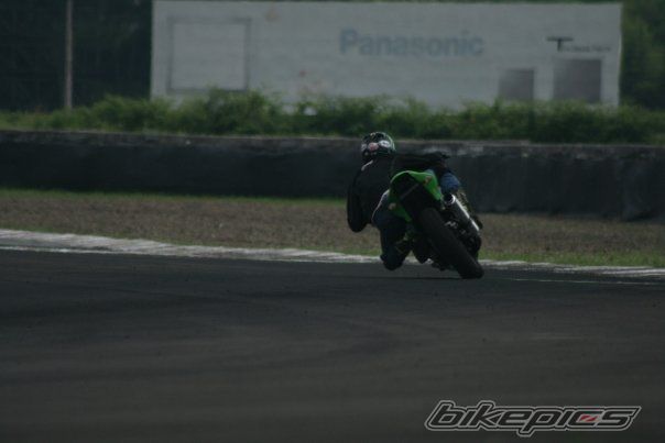 Photo 1872544
