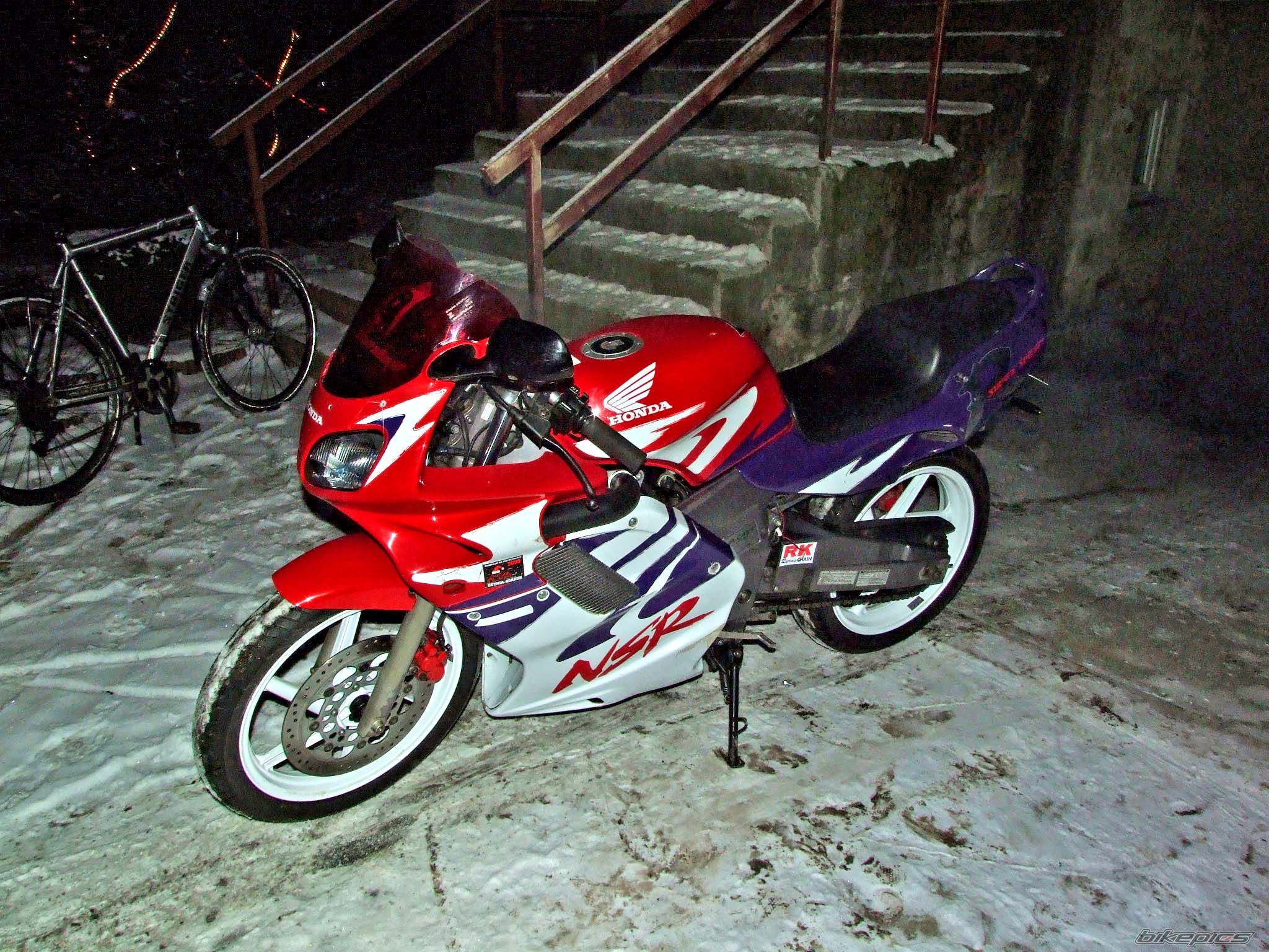 Photo 1872733