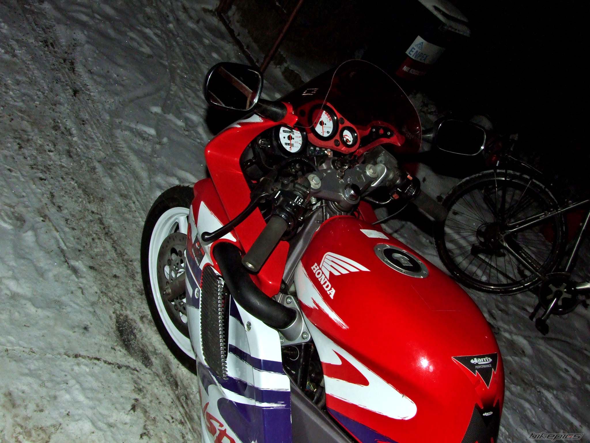 Photo 1872739