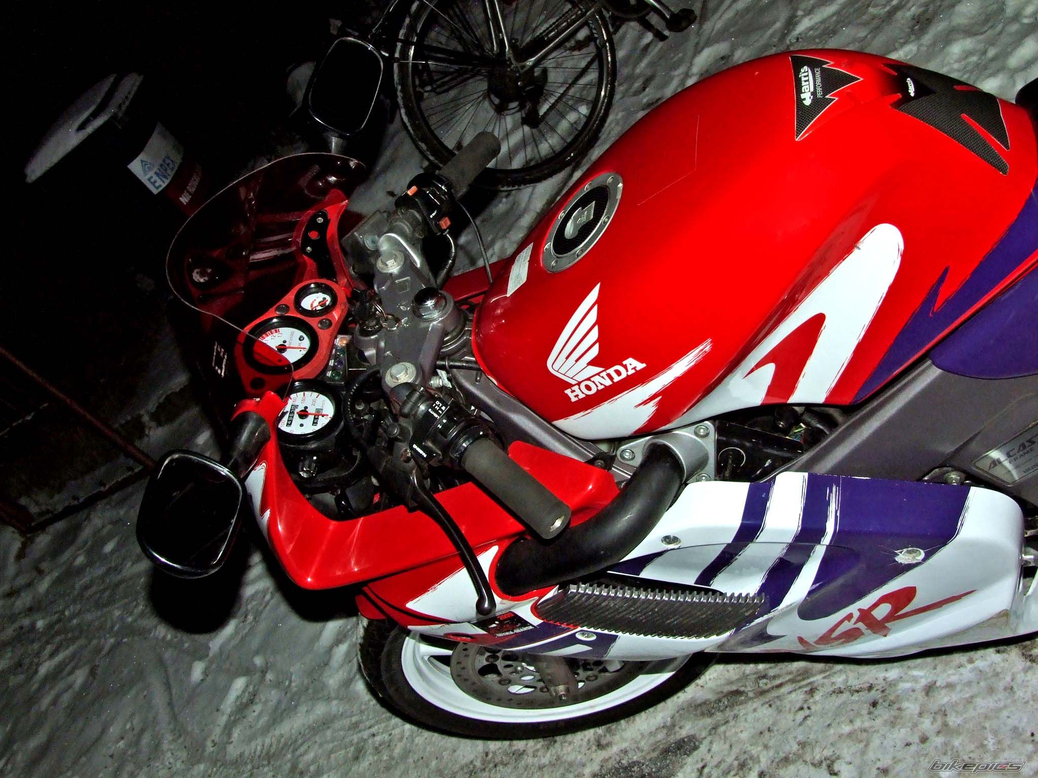 Photo 1872743