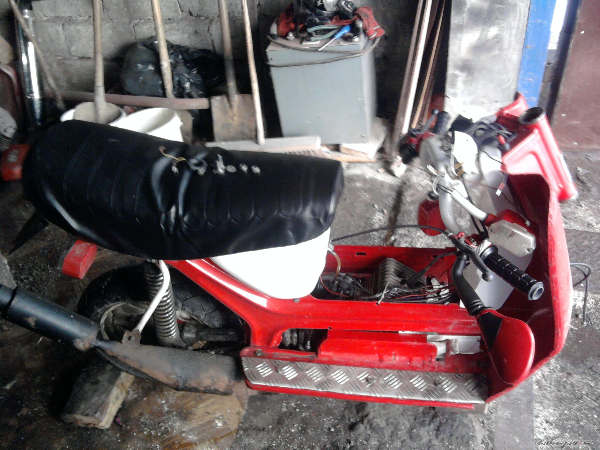 Photo 1872998