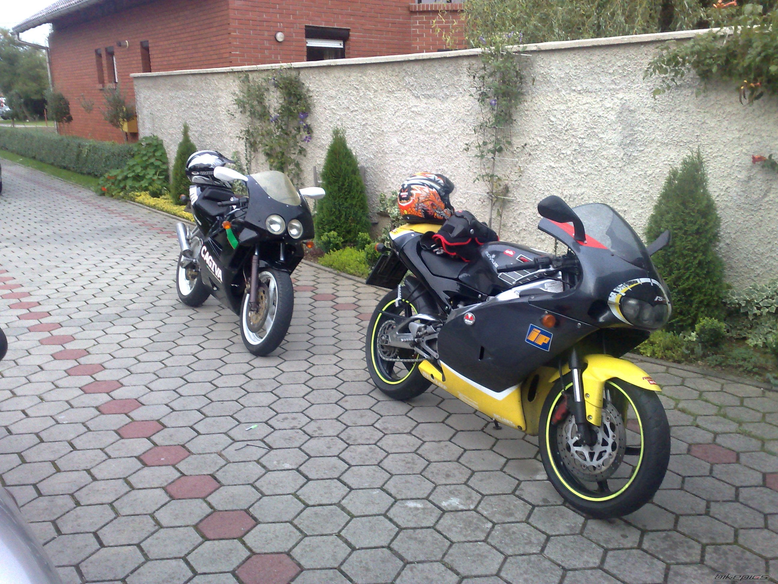 Photo 1873033