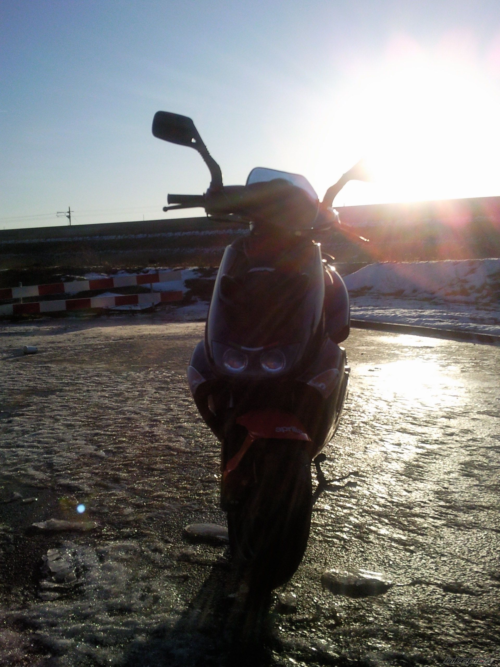 Photo 1873089