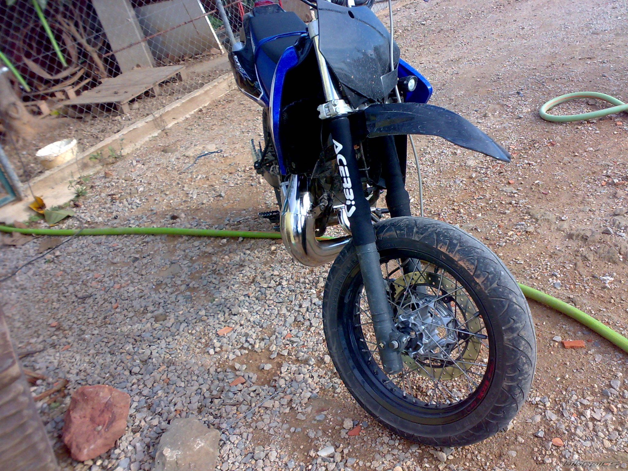 Photo 1873347