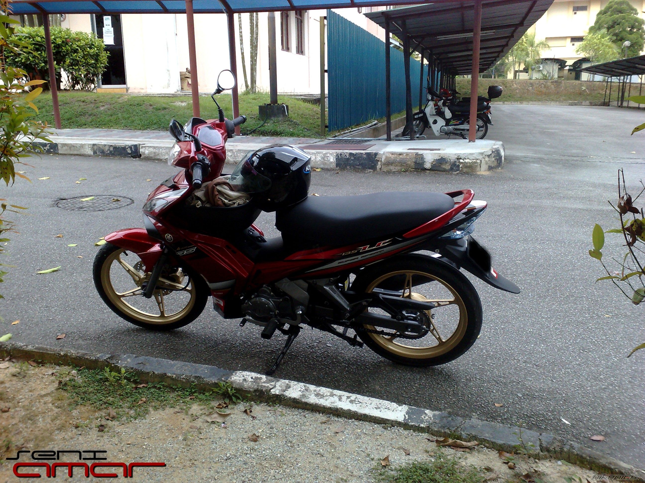 Photo 1873351