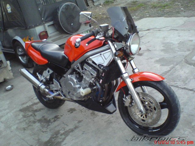 Photo 1873358