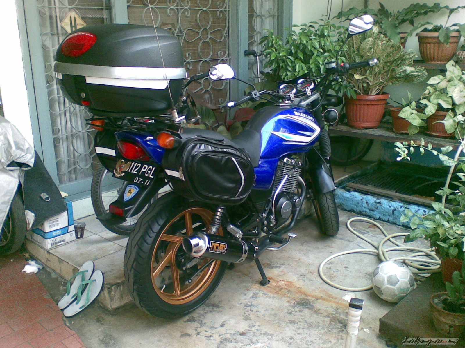 Photo 1873433