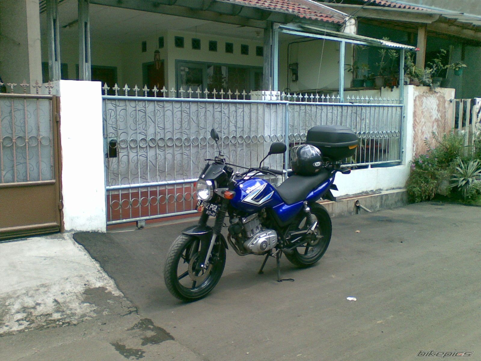 Photo 1873436