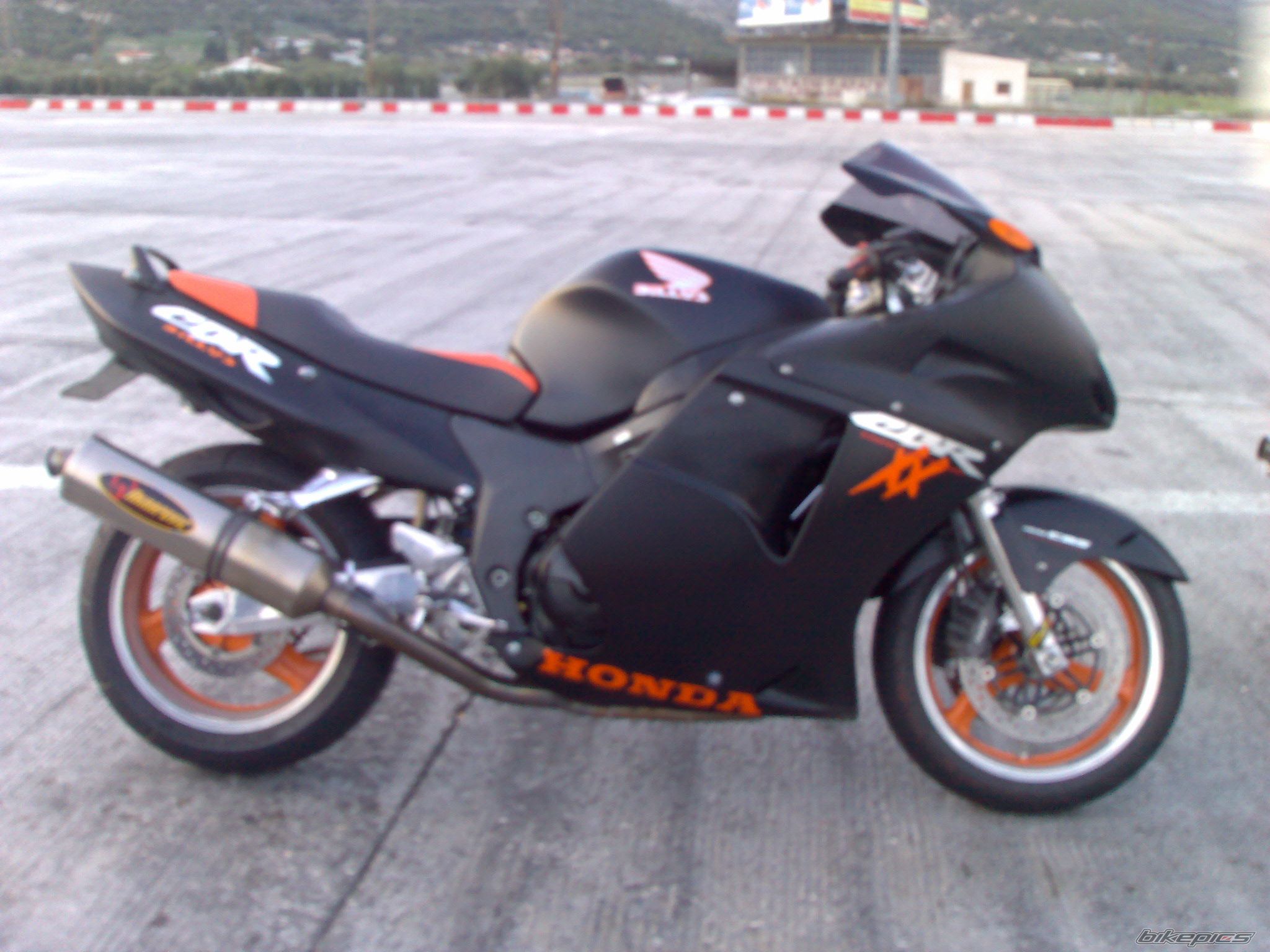 Bike Photo 1874070
