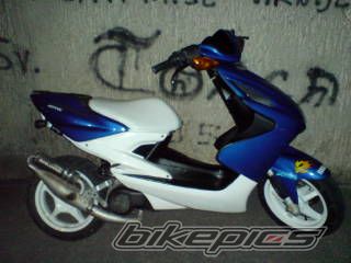 Photo 1874345