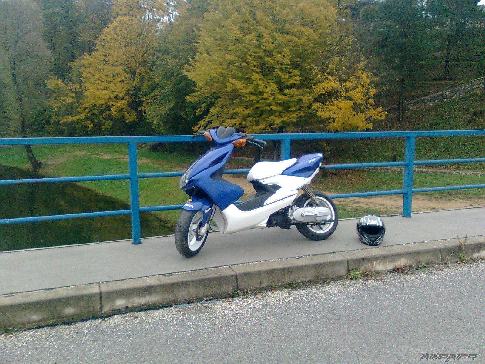 Photo 1874346
