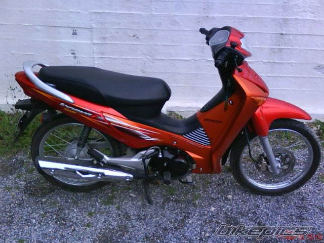 Photo 1874412