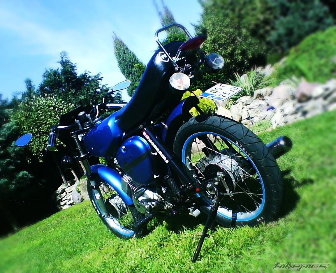 Photo 1874460