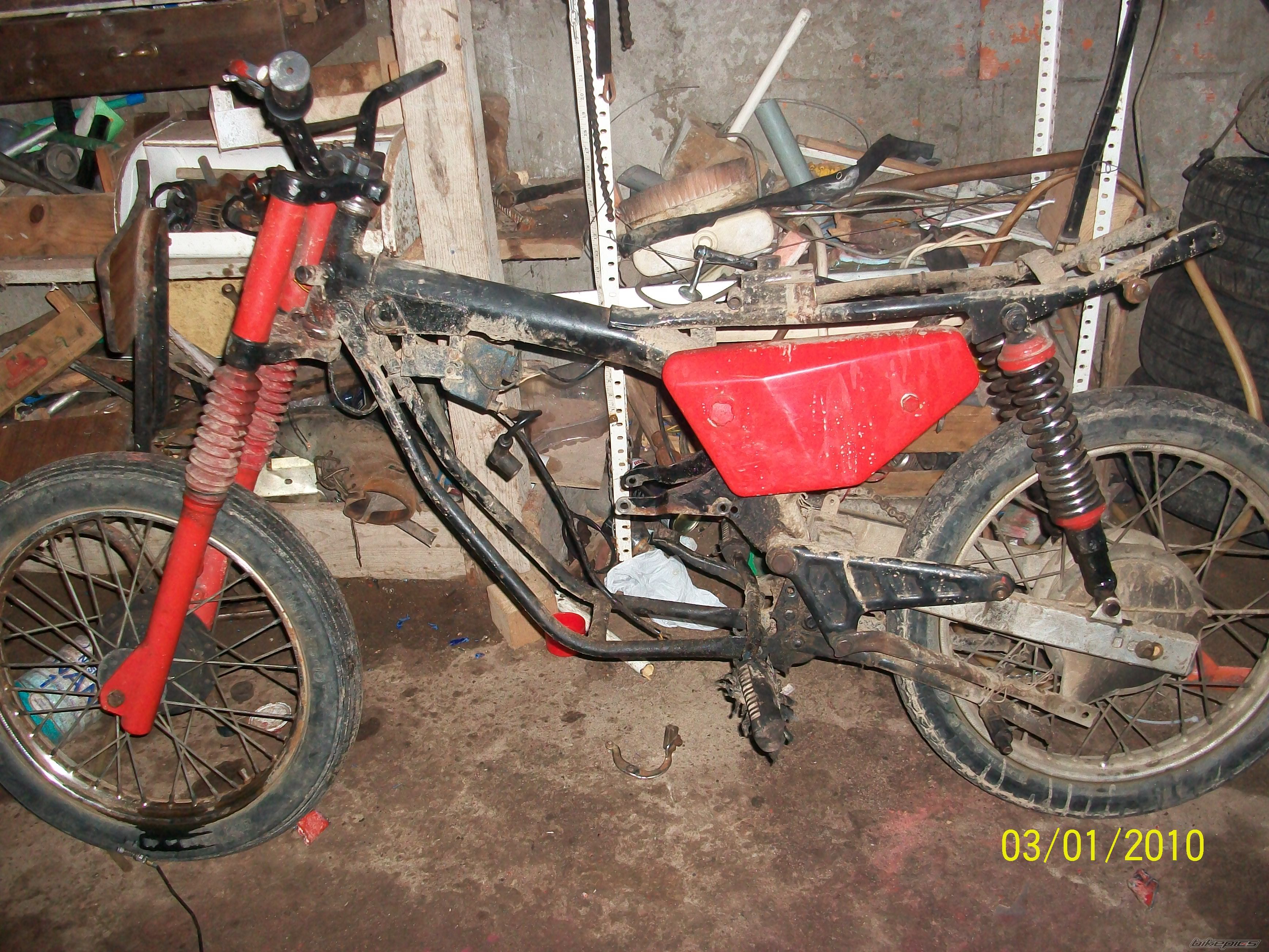 Photo 1874748