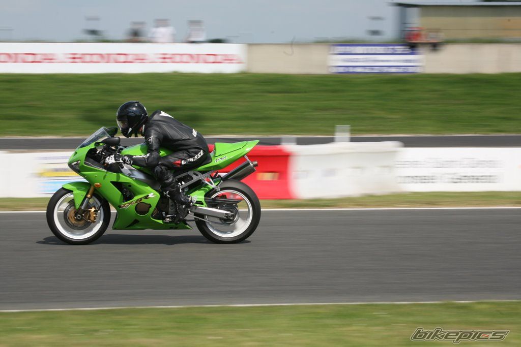 Photo 1874792