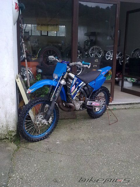 Photo 1874847
