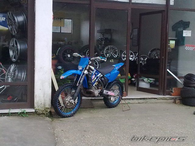 Photo 1874848