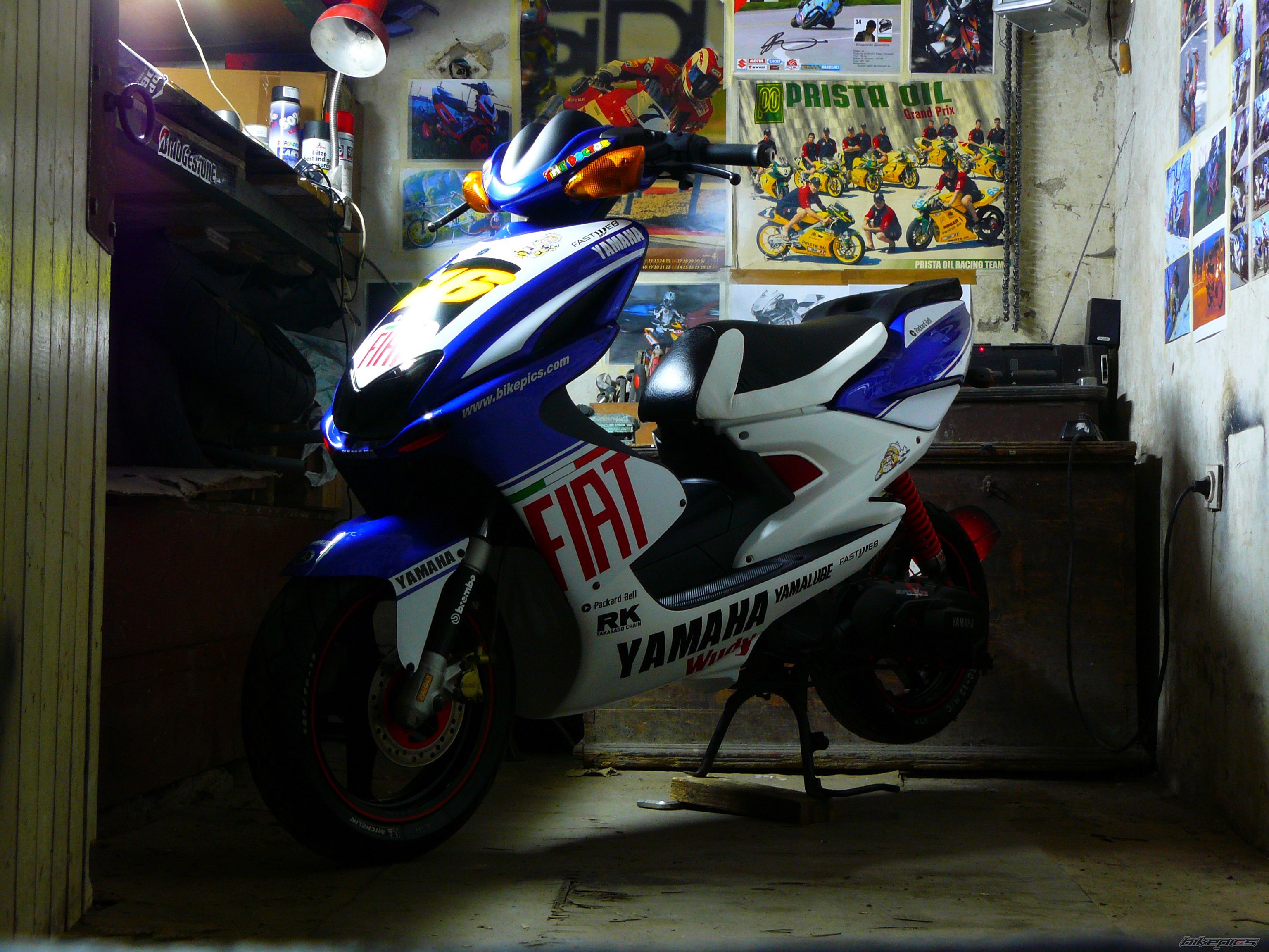 Photo 1874924